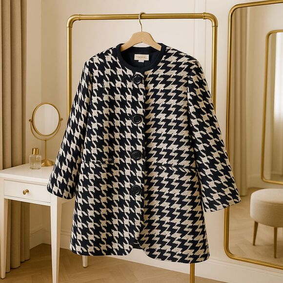 ✨ Michael Kors Black & White Tweed Jacket – Elegant & Classic ✨ - Picture 4 of 4